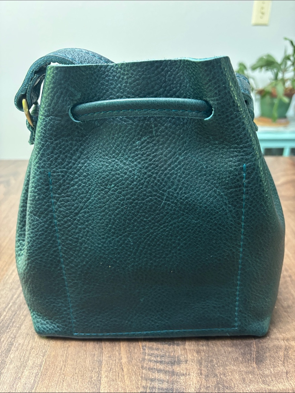 Portland Leather small bucket bag in Lagoon. Never carried - Picture 2 of 4